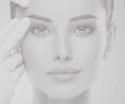 Frontoplastia Endoscópica (Lifting Frontal) Levantamiento de cejas